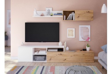 Salón moderno con mueble TV y dos módulos altos horizontales